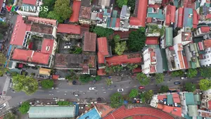 Trụ sở công "lặng câm" giữa lòng Thủ đô