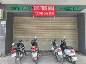 Hà Nội: Dù mặt bằng "đắc địa" nhưng vẫn vắng khách thuê