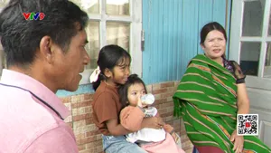 "Mình vì mọi người" làng đồng bào K'Ho làm theo lời Bác