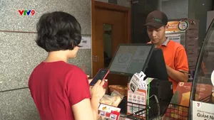 Chi tiêu thuận tiện với QR thanh toán xuyên biên giới