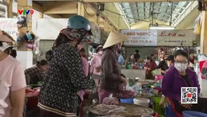 Đi chợ tết Đoan Ngọ ở miền biển