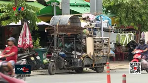TP. Hồ Chí Minh: "Mạnh tay" với xe cũ nát, tự chế, chở hàng cồng kềnh