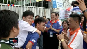 Những hình ảnh đẹp, truyền động lực từ kỳ thi tốt nghiệp THPT 2025