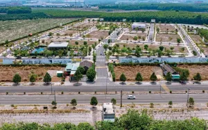 Cần kiểm soát bảng giá đất mới để tránh “sốc” thị trường