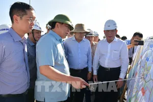 Bộ trưởng Bộ Xây dựng đôn đốc tiến độ dự án Vành đai 3 TP. Hồ Chí Minh