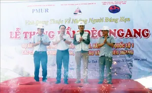 Thông hầm Đèo Ngang nối Quảng Trị với Hà Tĩnh