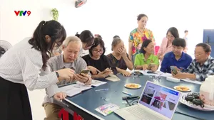 Tập huấn công nghệ số cho người cao tuổi