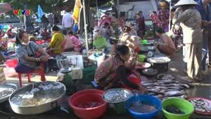 Sản vật mùa nước nổi ra chợ