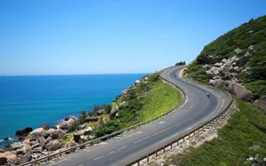 Thủ tướng Chính phủ chỉ đạo đẩy nhanh tiến độ xây dựng hệ thống đường bộ ven biển