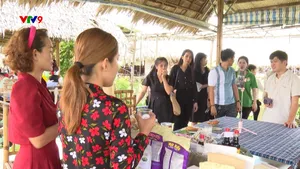 Mua hàng tươi sống qua chợ trực tuyến ngày càng thuận tiện
