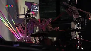 Nghĩ mới làm thiệt: Trung Quốc đưa robot từ phòng thí nghiệm vào đời sống