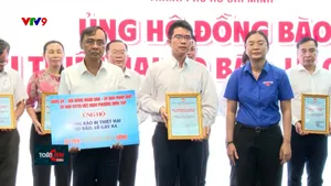 Người dân TP. Hồ Chí Minh hướng về đồng bào vùng lũ