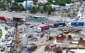 Nhiều dự án giao thông trọng điểm tại TP Hồ Chí Minh chậm tiến độ do vướng mặt bằng