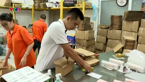 Người dùng cẩn trọng hơn khi mua sắm qua livestream