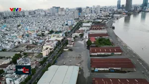 Khi đất vàng hóa công viên