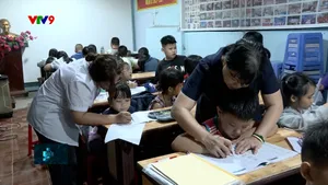 Lớp học "Đom đóm xanh" thắp sáng những ước mơ