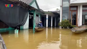 Khẩn cấp cứu trợ người dân vùng lũ