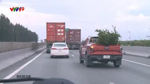 Phân làn xe cao tốc TP. Hồ Chí Minh - Trung Lương