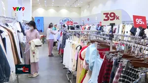 Cẩn trọng khi săn hàng giảm giá cuối năm