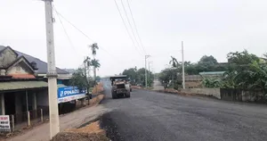 Quảng Trị sẽ hoàn thành hai tuyến đường kết nối vùng trong tháng 12