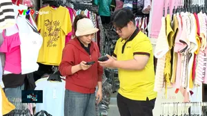 Tiểu thương lo ngại vi phạm pháp luật với thuế tự kê khai