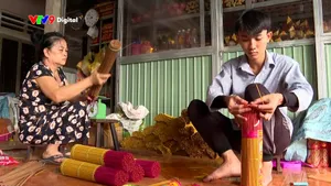 Đồng Tháp: Sắc thắm nhang quê