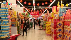 Doanh nghiệp nỗ lực kiềm giá hàng Tết