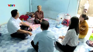 TP. Hồ Chí Minh: Đổi mới cách thức chăm lo tết cho người dân