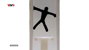 Robot biến hình đu dây, thay đổi hình dạng dưới biến động của điện trường