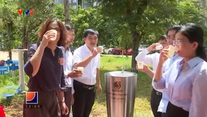 TP. Hồ Chí Minh: Thêm trụ nước uống tại vòi miễn phí trên đường phố