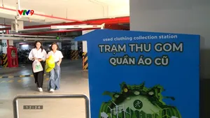Trạm xanh thu gom quần áo cũ - Mắt xích mới trong thời trang tuần hoàn