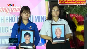 Người trẻ với chương trình phục hồi di ảnh bà mẹ Việt Nam Anh hùng, liệt sĩ