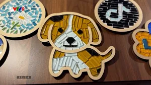 Thú vị tranh ghép thủy tinh