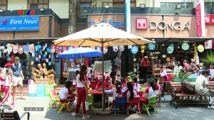 Đường sách TP. Hồ Chí Minh và bài toán quy hoạch bãi giữ xe