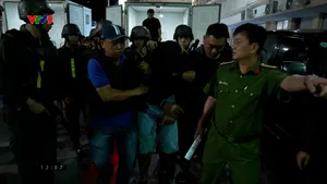 Bắt 2 đối tượng nổ súng vào nhóm người nước ngoài
