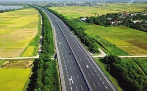 Phấn đấu mở rộng toàn tuyến cao tốc Bắc - Nam vào năm 2030