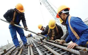 Bộ Xây dựng cắt giảm gần 55% thủ tục hành chính
