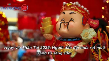 Ngày vía Thần Tài 2025: Người dân đội mưa rét mua vàng từ sáng sớm