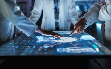 Xu hướng chăm sóc sức khỏe năm 2025: Cá nhân hóa, công nghệ hóa và hướng đến sự cân bằng