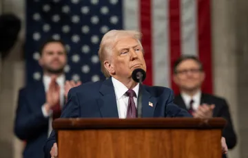 "Sóng ngầm từ thuế của ông Trump" - Khi các tập đoàn lớn loay hoay và Việt Nam đứng trước ngã ba đường
