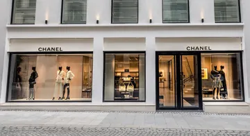 Chanel Chơi Lớn: Tăng Hơn 50% Đầu Tư Để Thống Lĩnh Thị Trường Bất Động Sản Cao Cấp