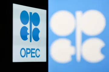 OPEC+ Thúc Đẩy Tăng Sản Lượng Dầu, Giá Dầu Có Dấu Hiệu Phục Hồi