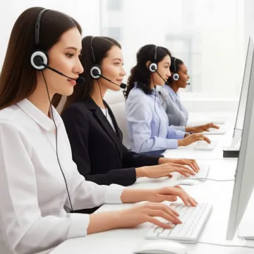 Lao động nữ đối mặt nhiều thách thức hơn trong làn sóng AI tạo sinh