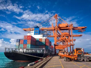 5 tháng đầu năm 2025: Xuất khẩu tăng 14%, thặng dư thương mại giảm còn 4,67 tỷ USD