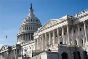 Thượng viện Mỹ đồng ý thảo luận dự luật chi tiêu gây tranh cãi của Tổng thống Donald Trump