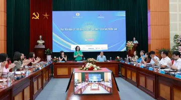 Doanh nghiệp trước áp lực nguồn nhân sự cho chuyển đổi số - tăng trưởng xanh