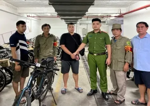 Bắt quả tang đối tượng chuyên trộm cắp ở chung cư