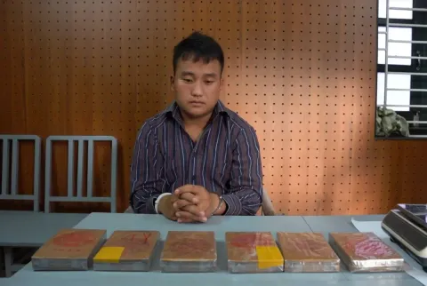 Triệt phá thành công chuyên án, thu 6 bánh heroin