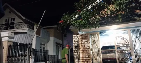 Công an khám xét nhà Chánh Văn phòng Sở TN&MT tỉnh Lâm Đồng