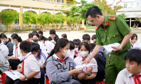 Long An: Tăng cường phòng ngừa tội phạm xâm hại tình dục người dưới 16 tuổi